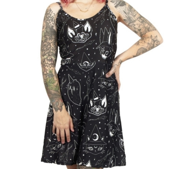 DESPERATLY IN SEARCH OF Too Fast Skater Dresses (size XL or 3XL) - Picture 5 of 11